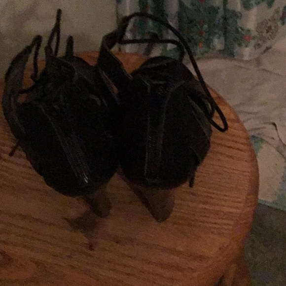 Shoes - Picture 2 of 2